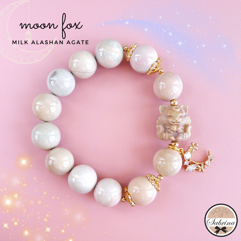 MOON FOX MILK ALASHAN AGATE GEMSTONE LUCKY CHARM BRACELET