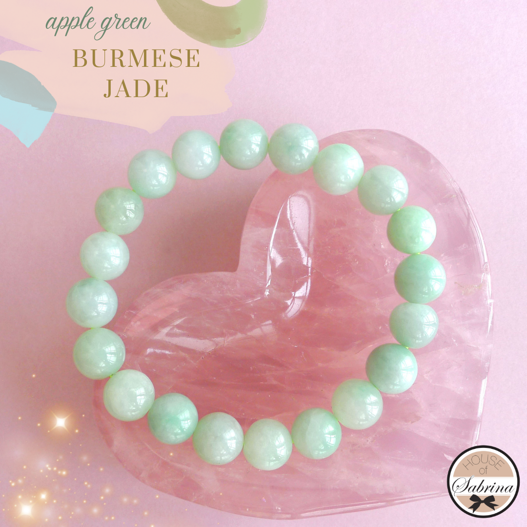 HIGH GRADE APPLE GREEN BURMESE JADE GEMSTONE BRACELET