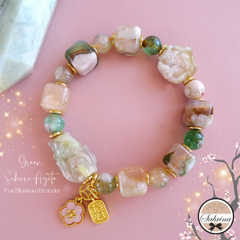 GREEN SAKURA AGATE FOX BLOSSOM CUBE GEMSTONE LUCKY CHARM BRACELET